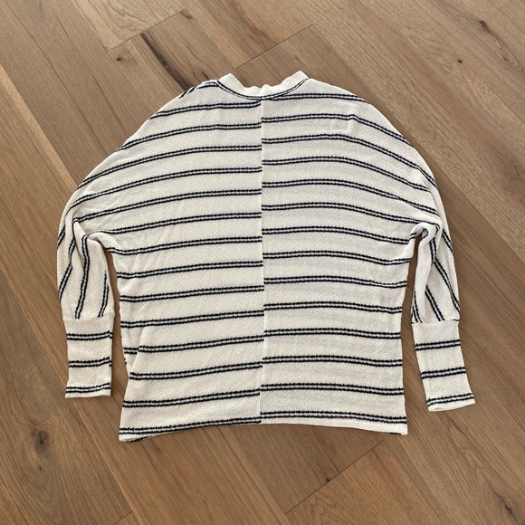 Staccato Womens Black and White Striped Crewneck Sweater Size Small - Picture 3 of 6